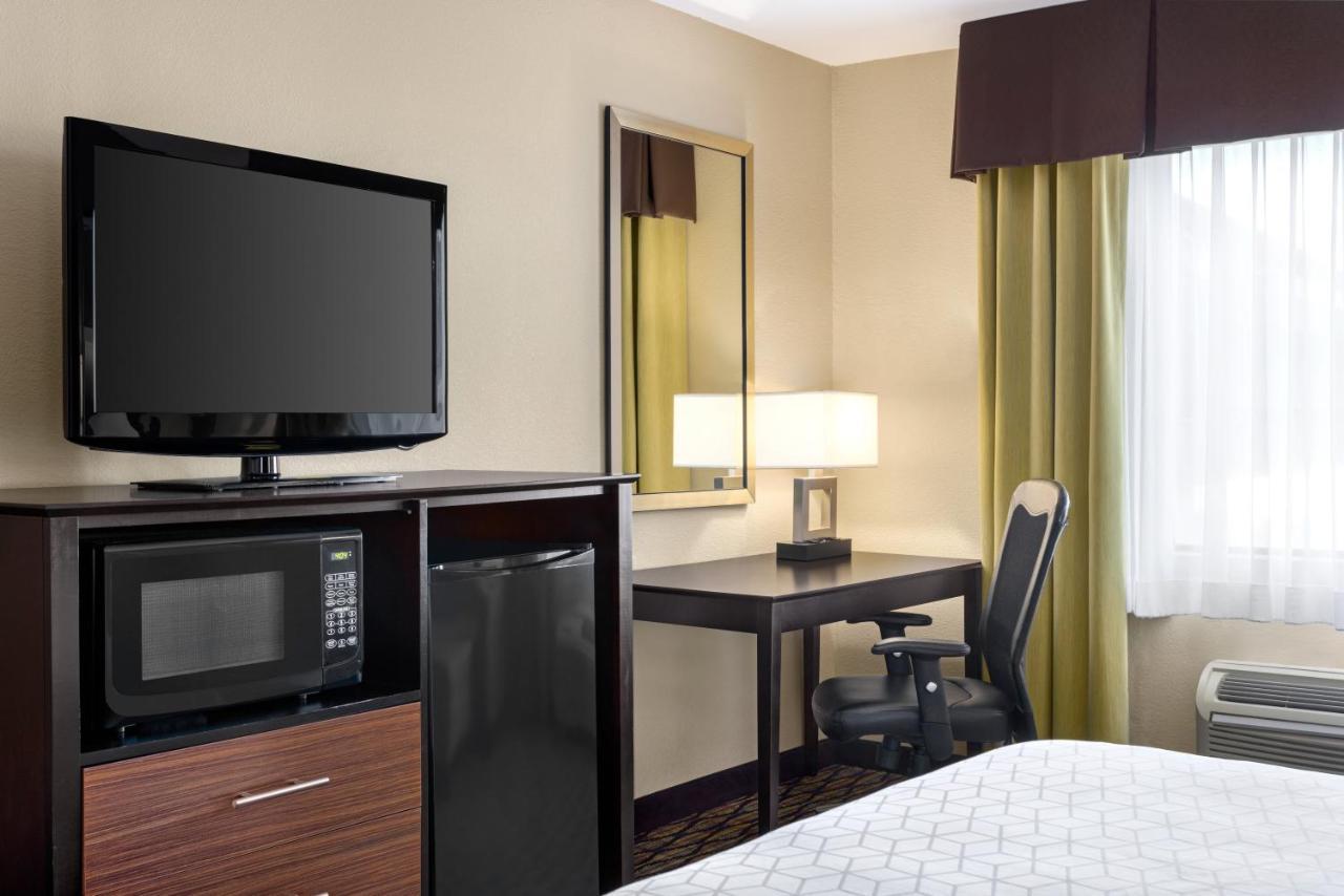 Holiday Inn Express Hotel & Suites Edmond By Ihg Εξωτερικό φωτογραφία