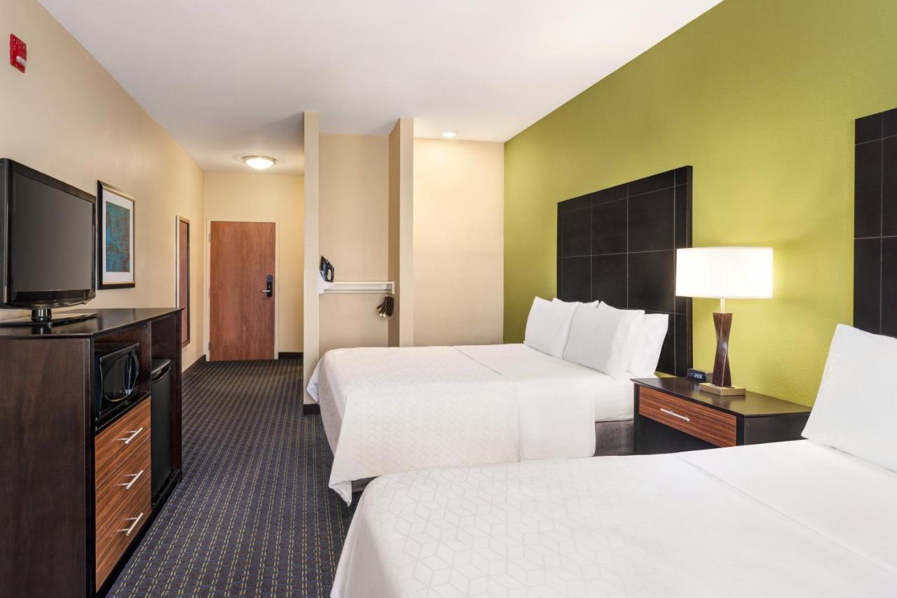 Holiday Inn Express Hotel & Suites Edmond By Ihg Εξωτερικό φωτογραφία