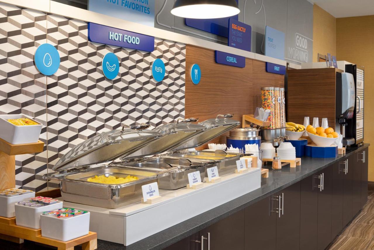 Holiday Inn Express Hotel & Suites Edmond By Ihg Εξωτερικό φωτογραφία