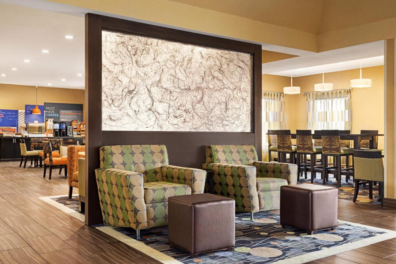 Holiday Inn Express Hotel & Suites Edmond By Ihg Εξωτερικό φωτογραφία