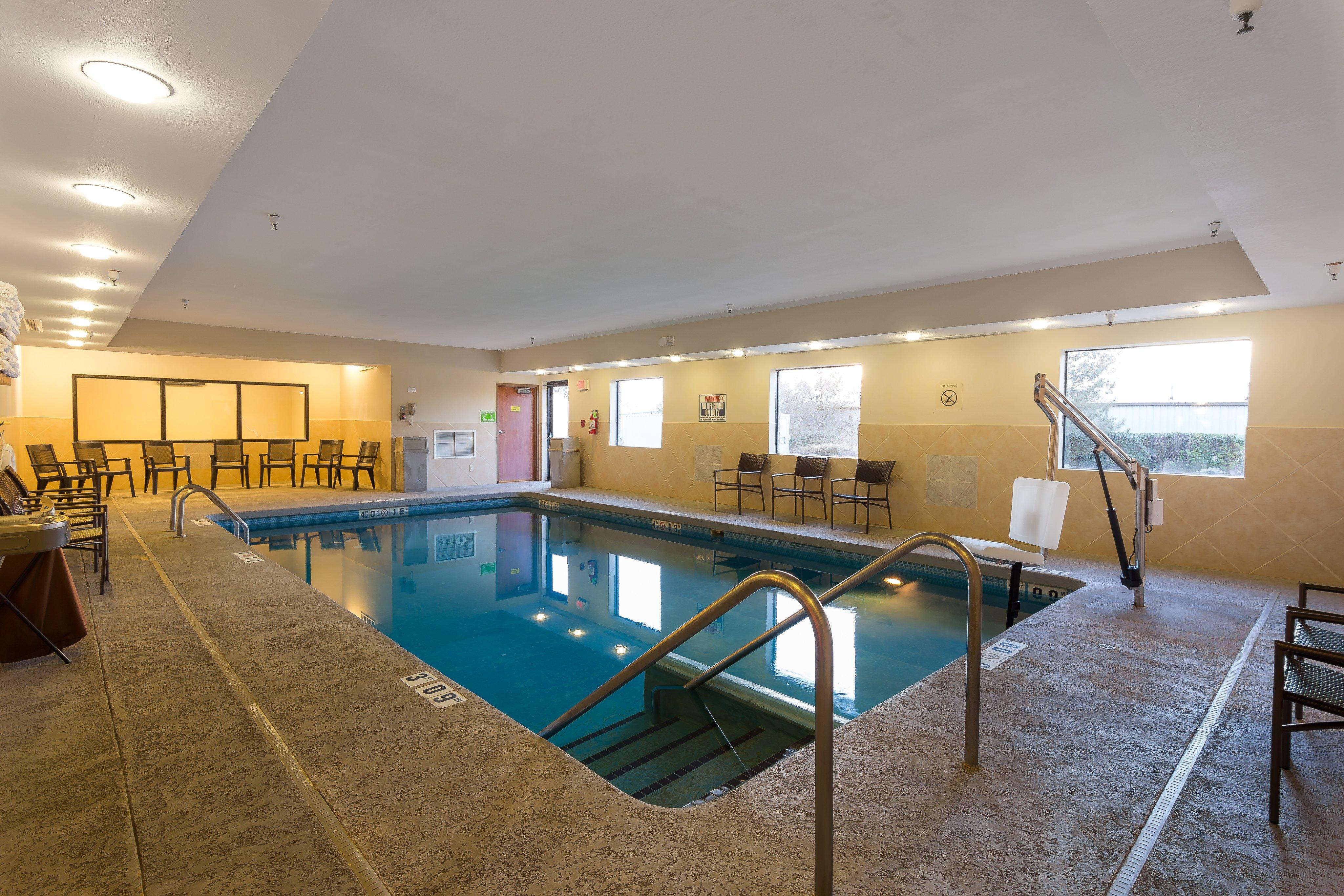 Holiday Inn Express Hotel & Suites Edmond By Ihg Εξωτερικό φωτογραφία